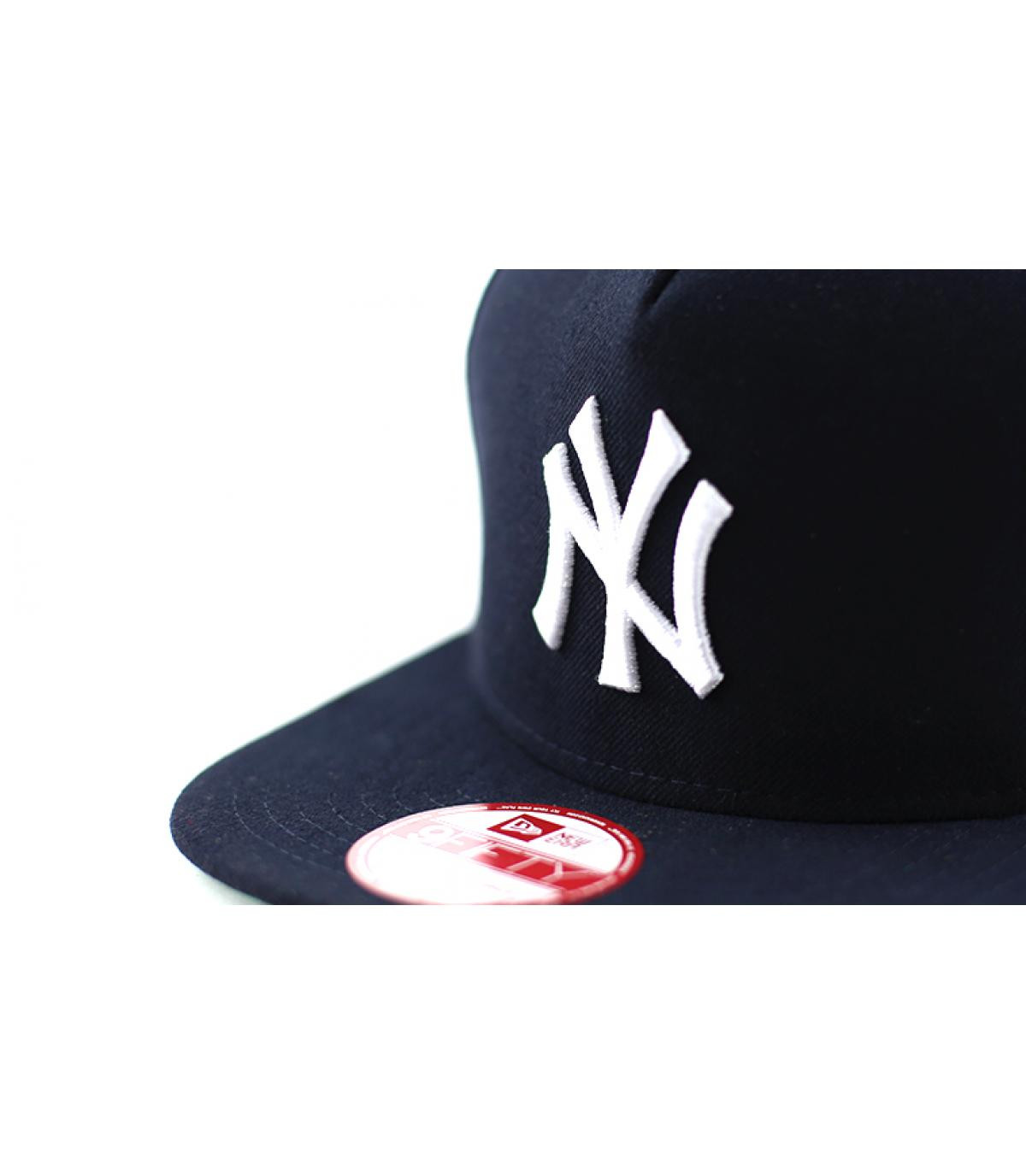 black NY snapback